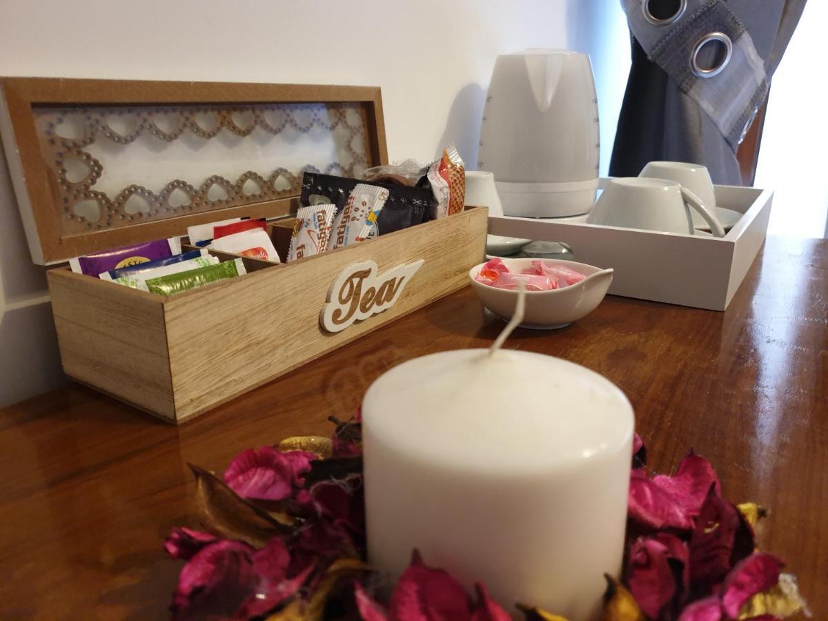 Residenza D'Epoca B&B Celeste 卡塞塔 外观 照片