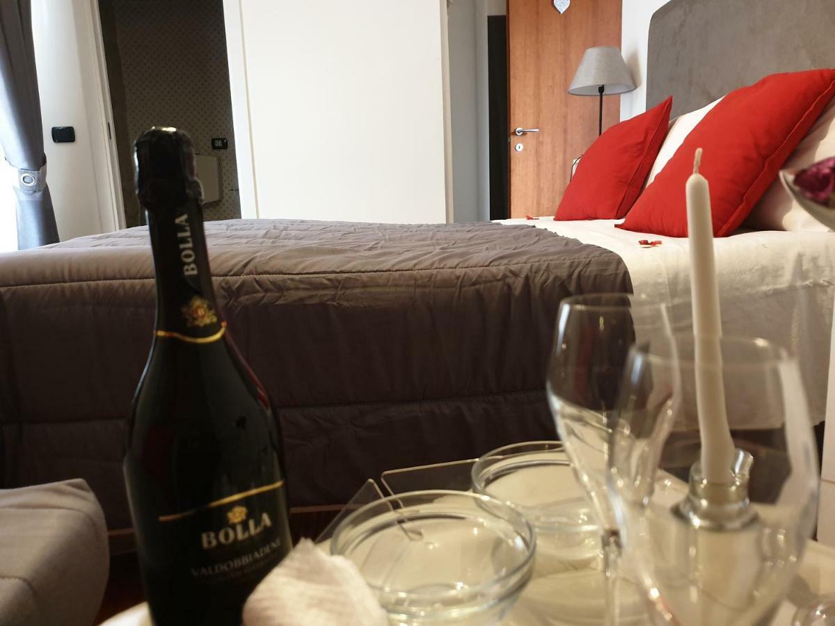 Residenza D'Epoca B&B Celeste 卡塞塔 外观 照片